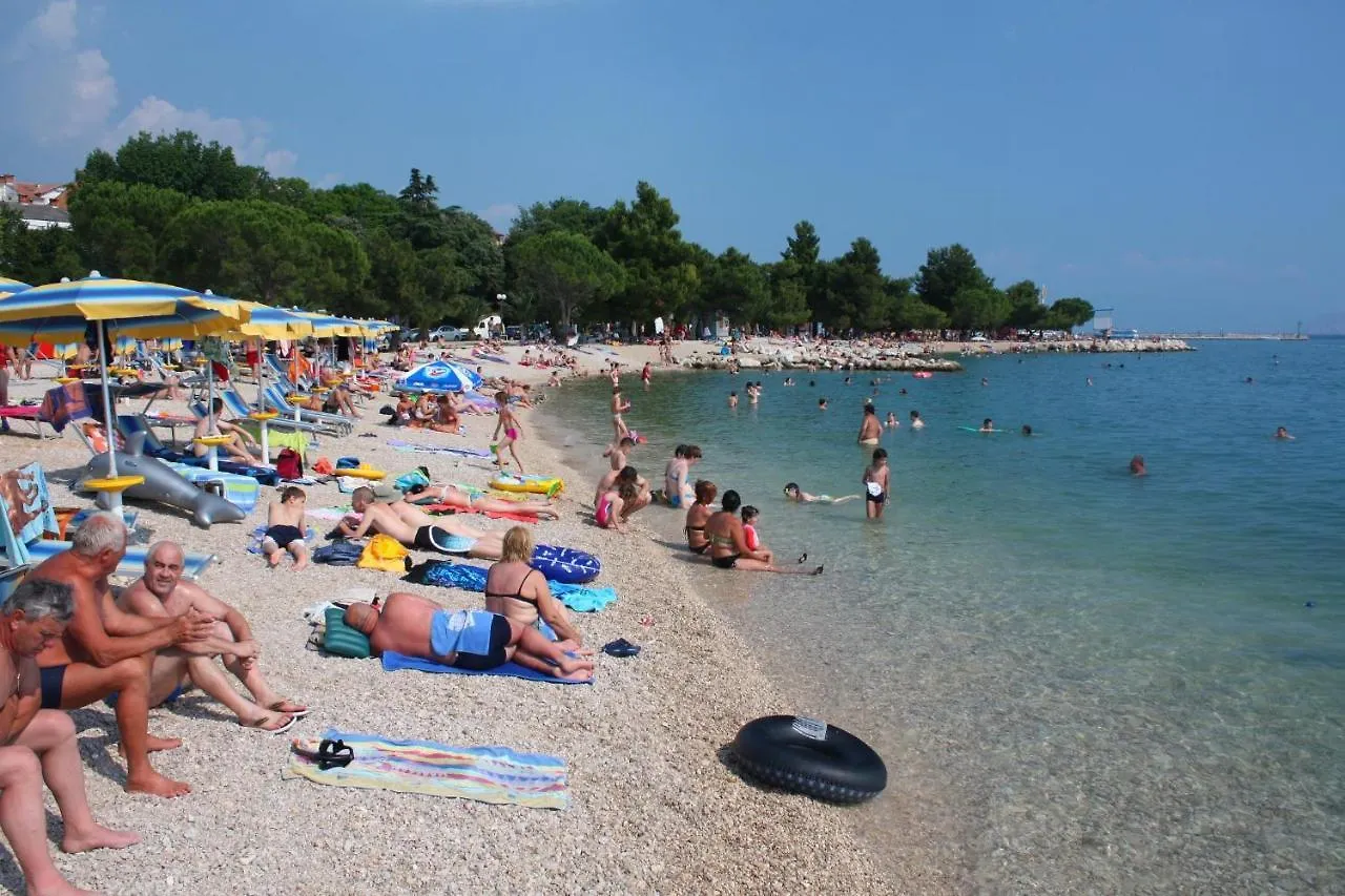 Apartments With A Parking Space Crikvenica - 12592