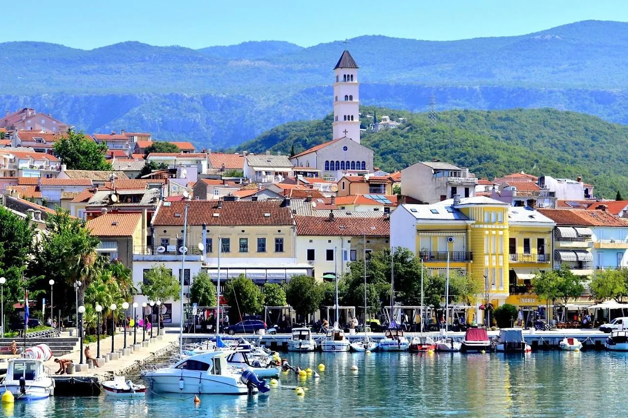 Apartments With A Parking Space Crikvenica - 12592 Croatia