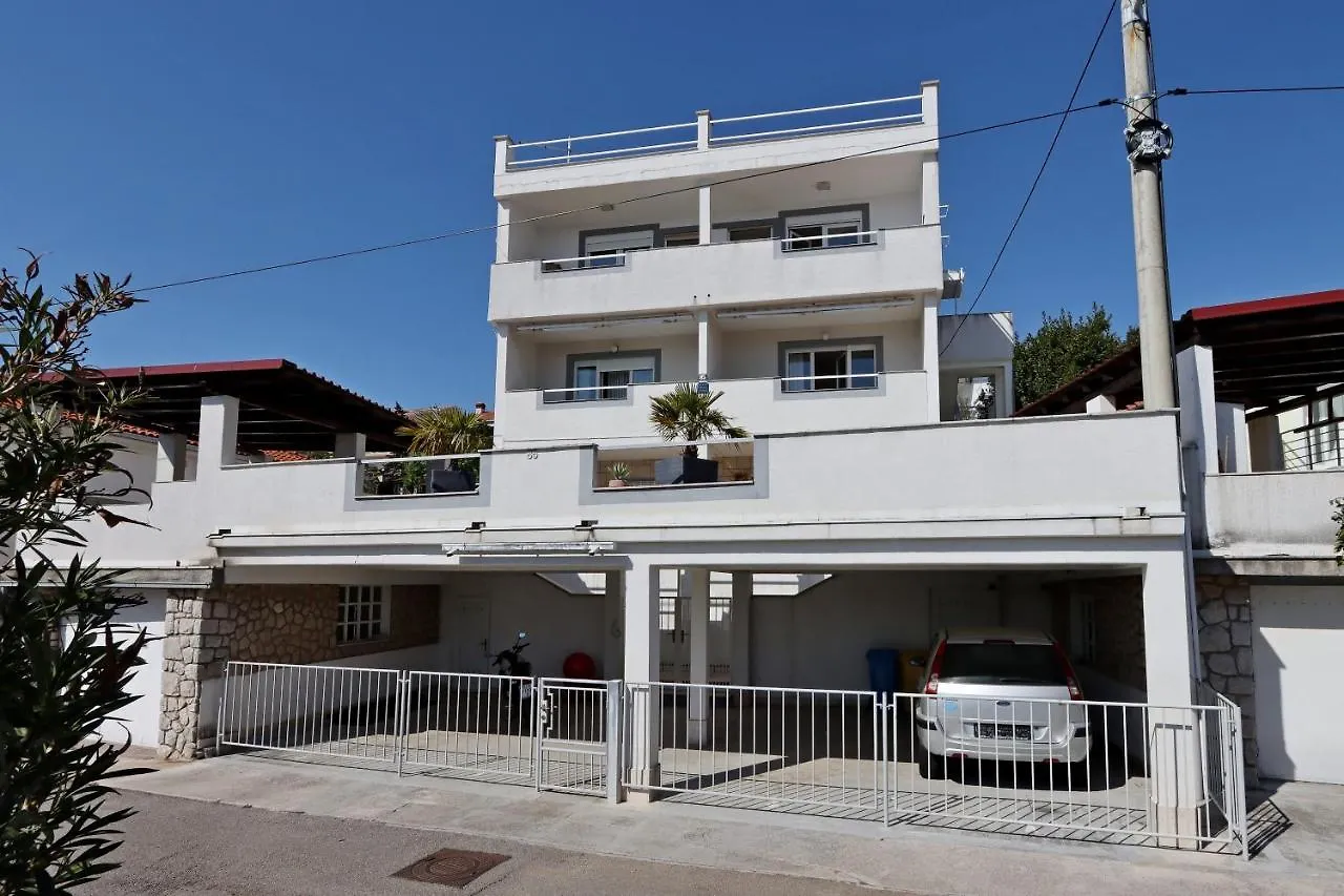 Apartments With A Parking Space Crikvenica - 12592