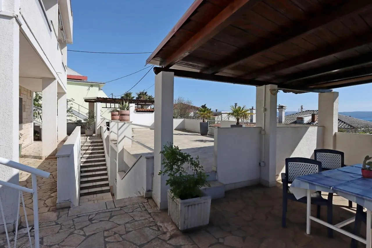 Apartments With A Parking Space Crikvenica - 12592