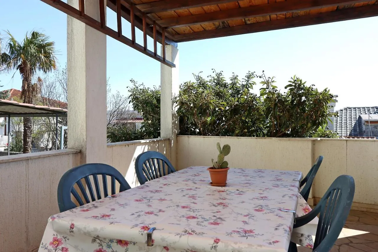 Apartments With A Parking Space Crikvenica - 12592 Croatia