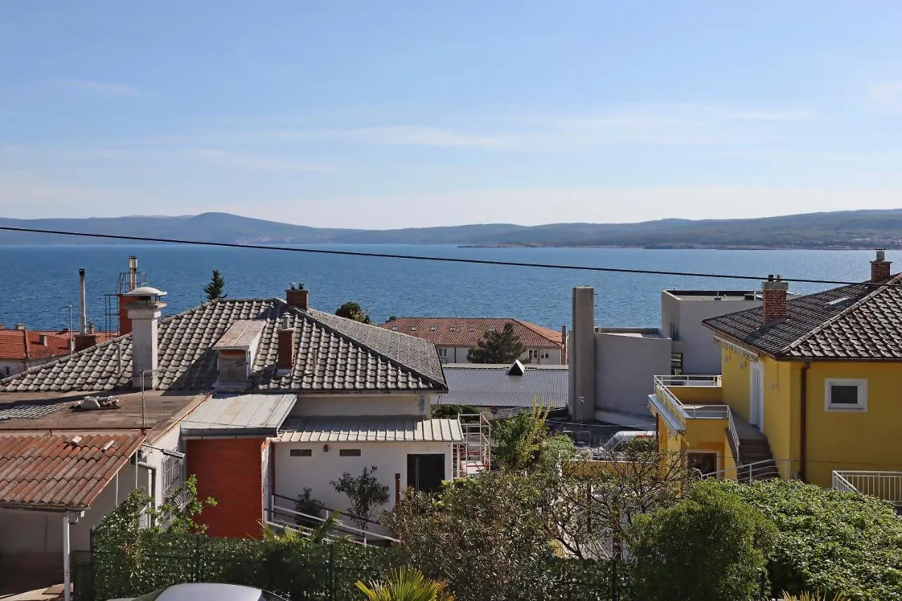 Apartments With A Parking Space Crikvenica - 12592