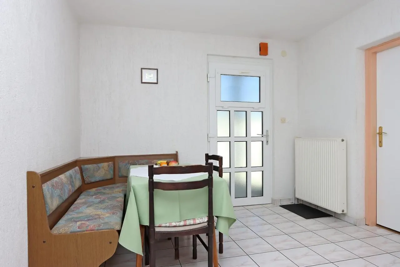 Apartments With A Parking Space Crikvenica - 12592