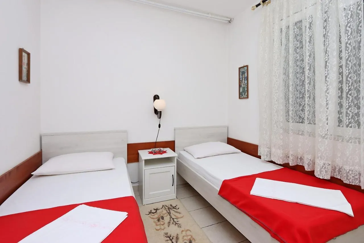 Apartments With A Parking Space Crikvenica - 12592