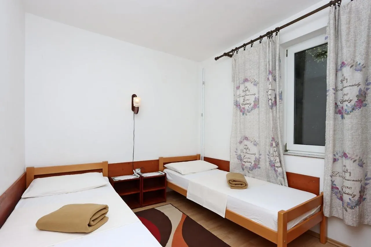Apartments With A Parking Space Crikvenica - 12592